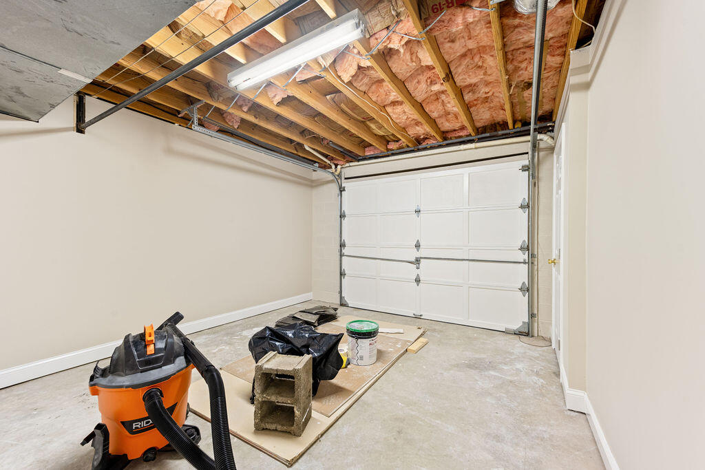807 Candlewood Trail
