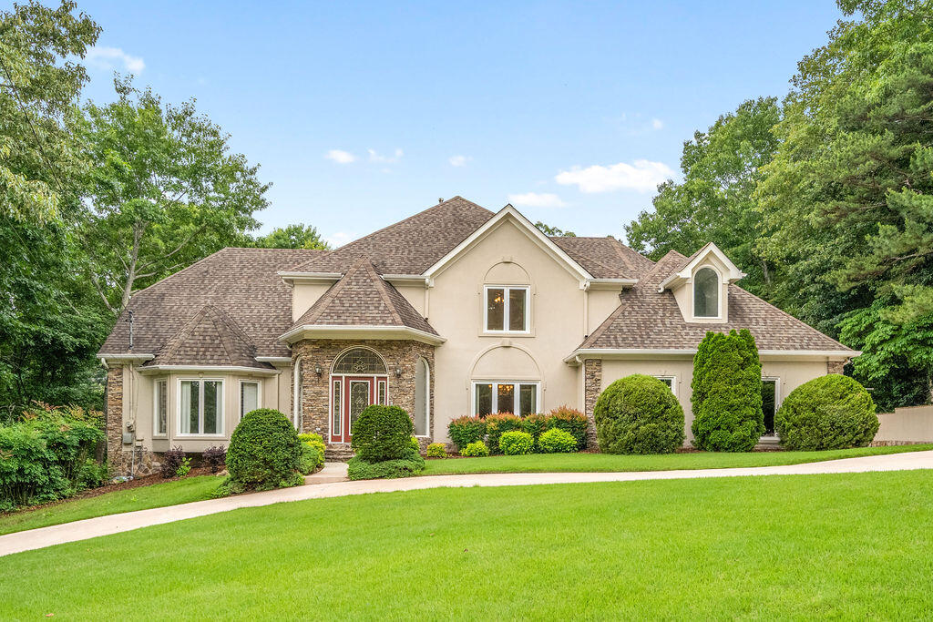 807 Candlewood Trail