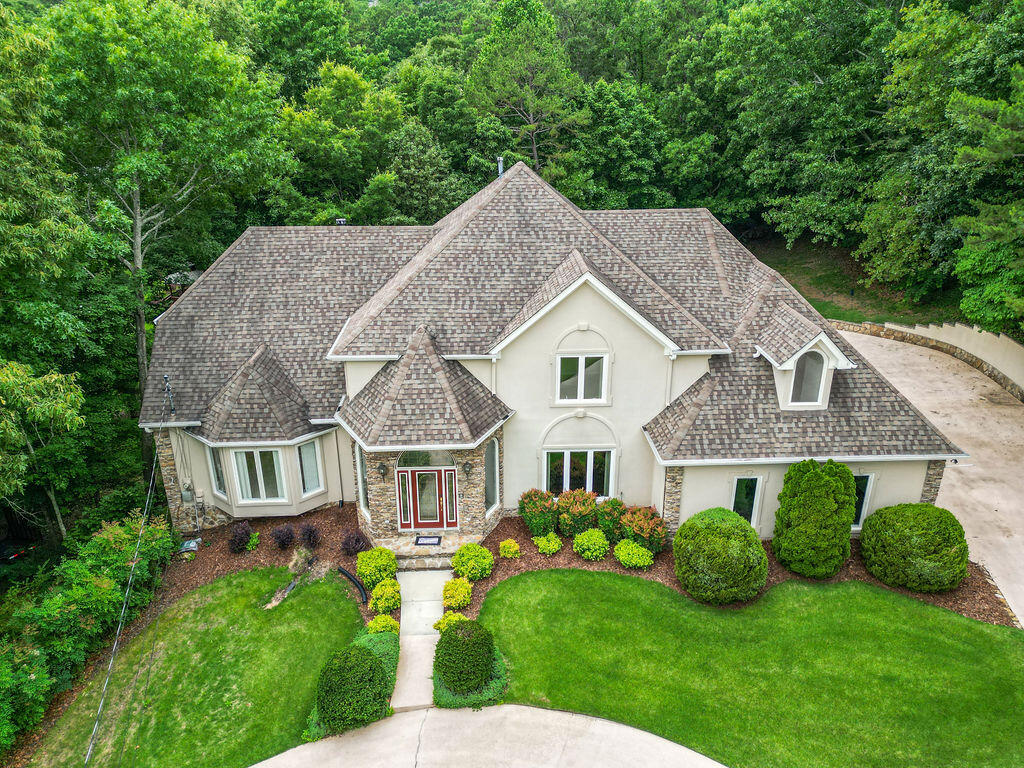 807 Candlewood Trail