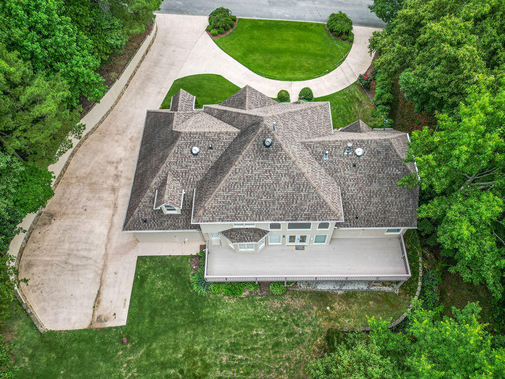 807 Candlewood Trail
