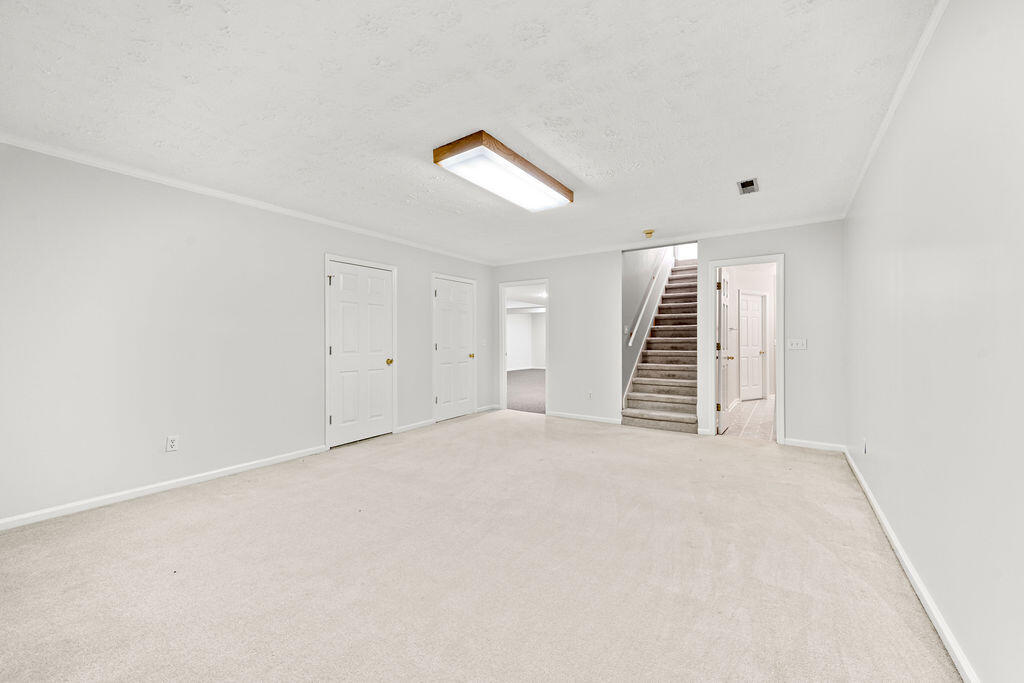 807 Candlewood Trail