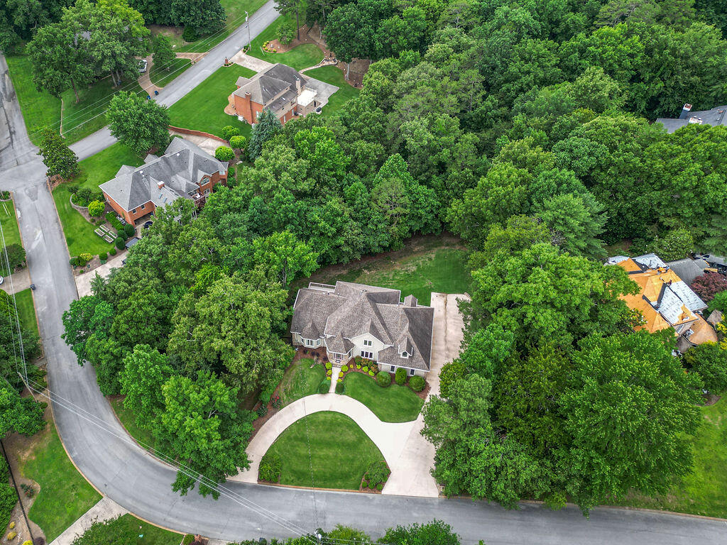 807 Candlewood Trail