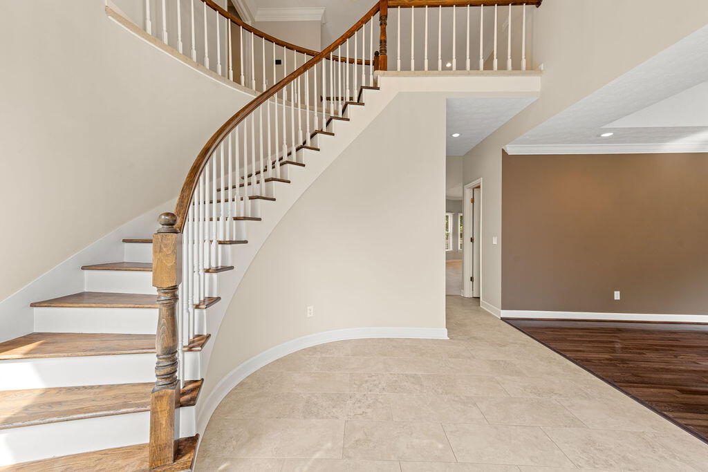 807 Candlewood Trail