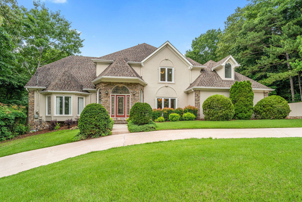807 Candlewood Trail