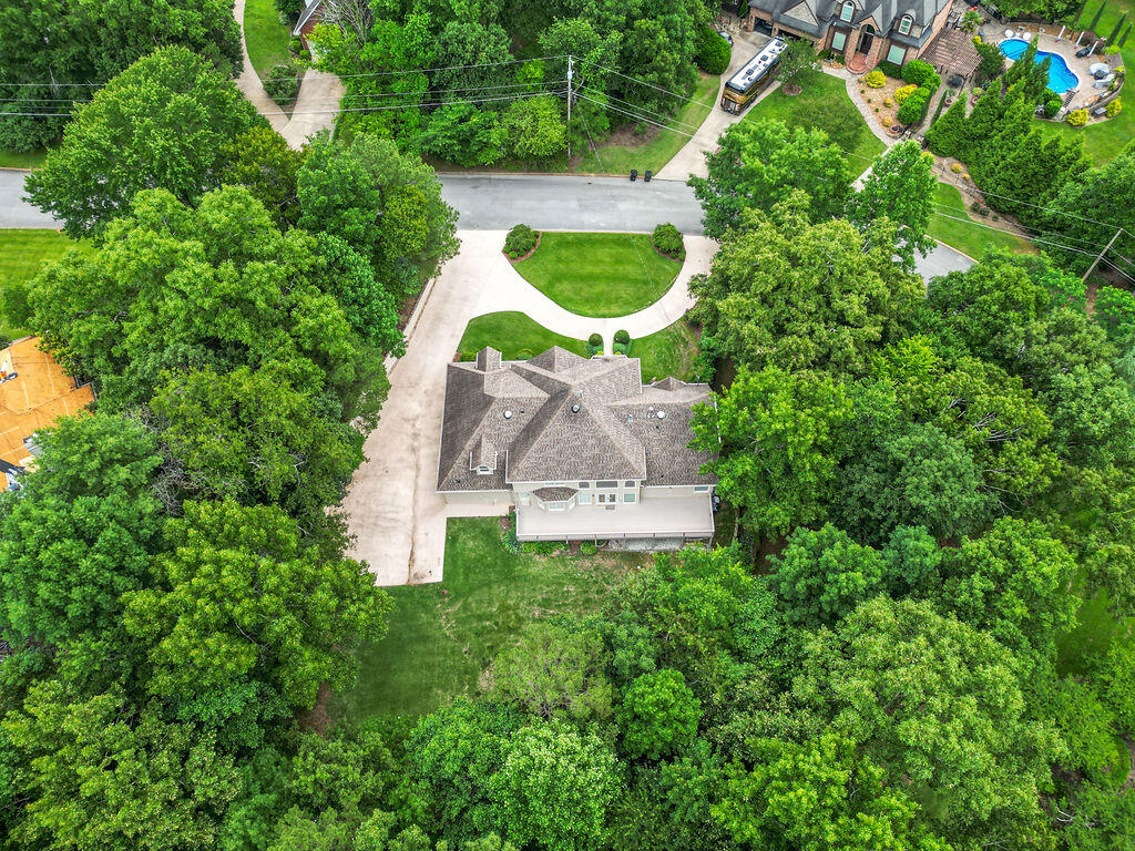 807 Candlewood Trail