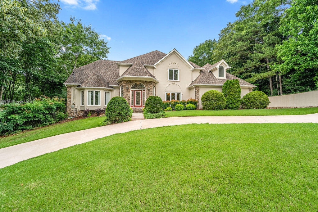 807 Candlewood Trail