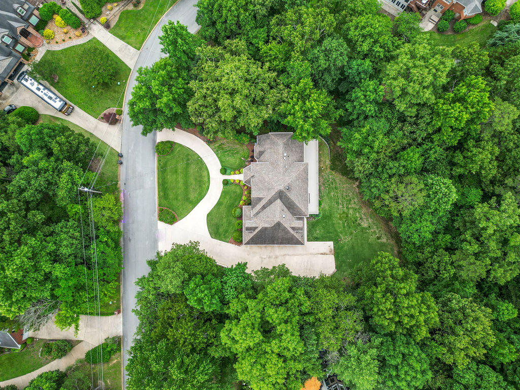 807 Candlewood Trail