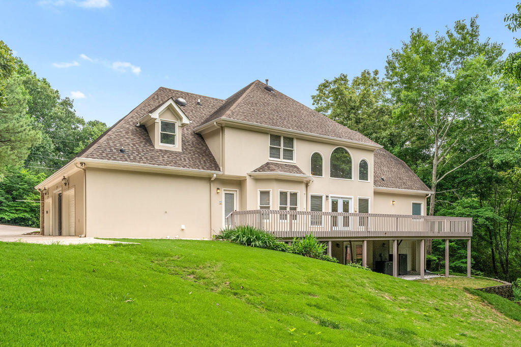 807 Candlewood Trail