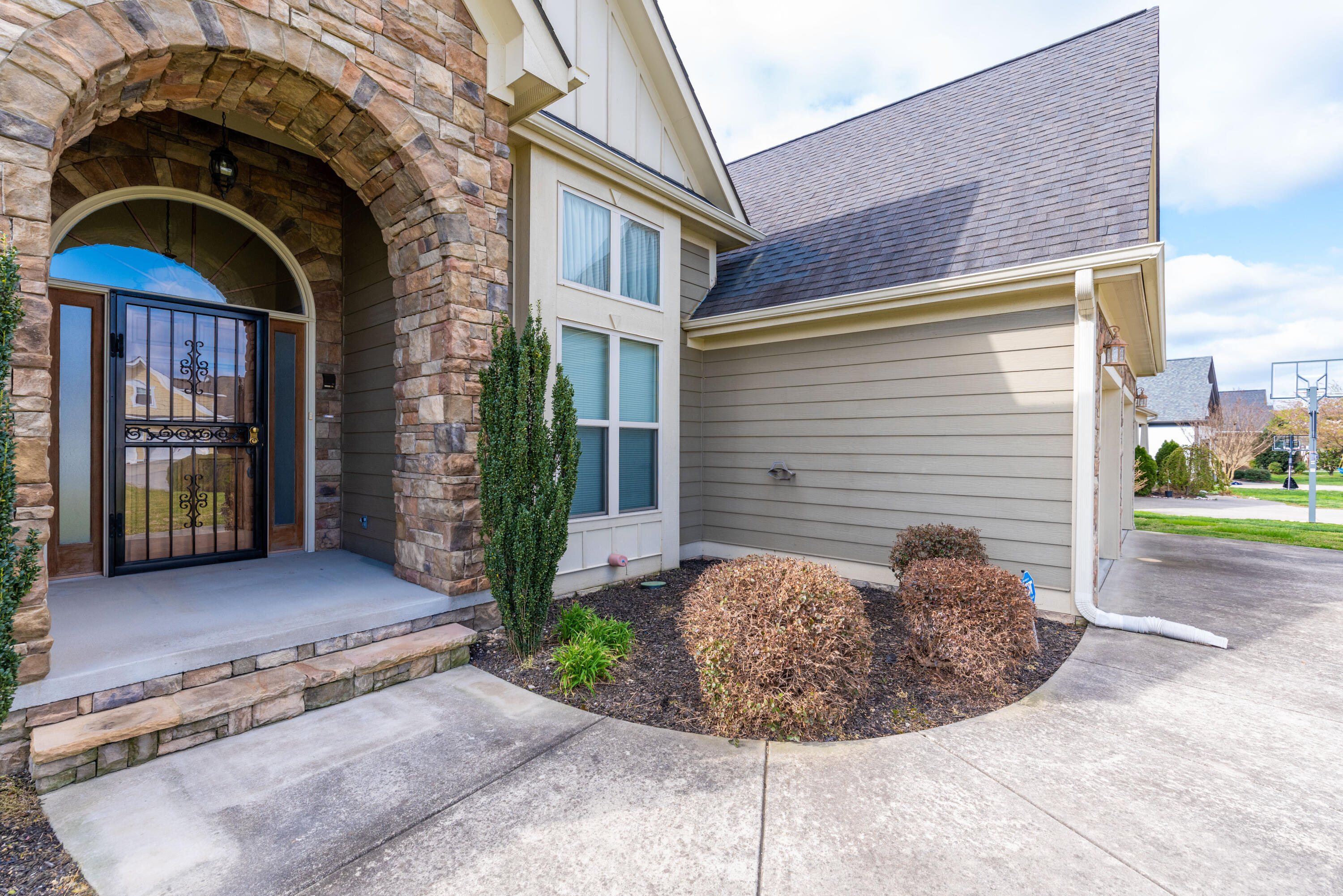 132 Holly Oak Lane