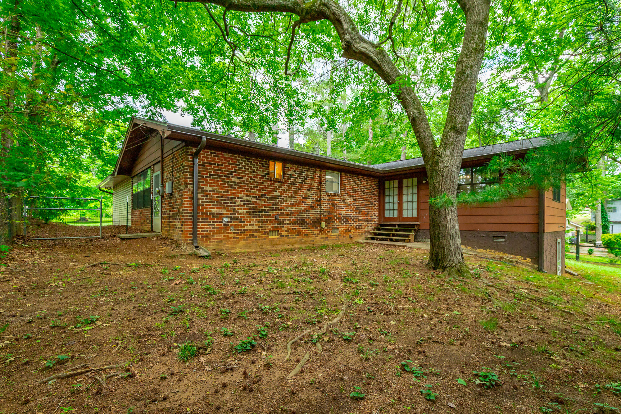445 Mohawk Drive