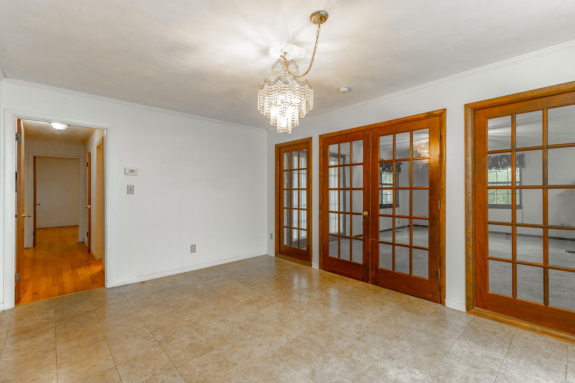 445 Mohawk Drive
