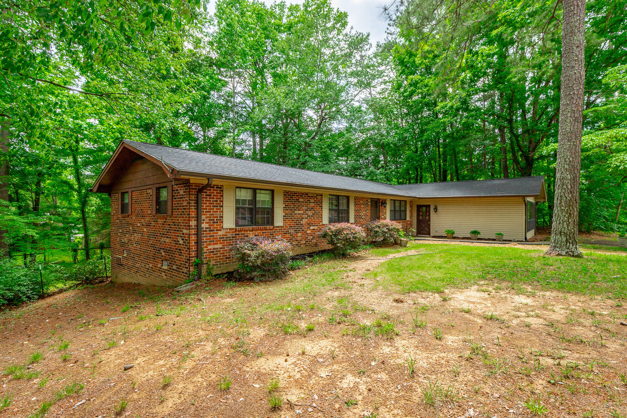 445 Mohawk Drive