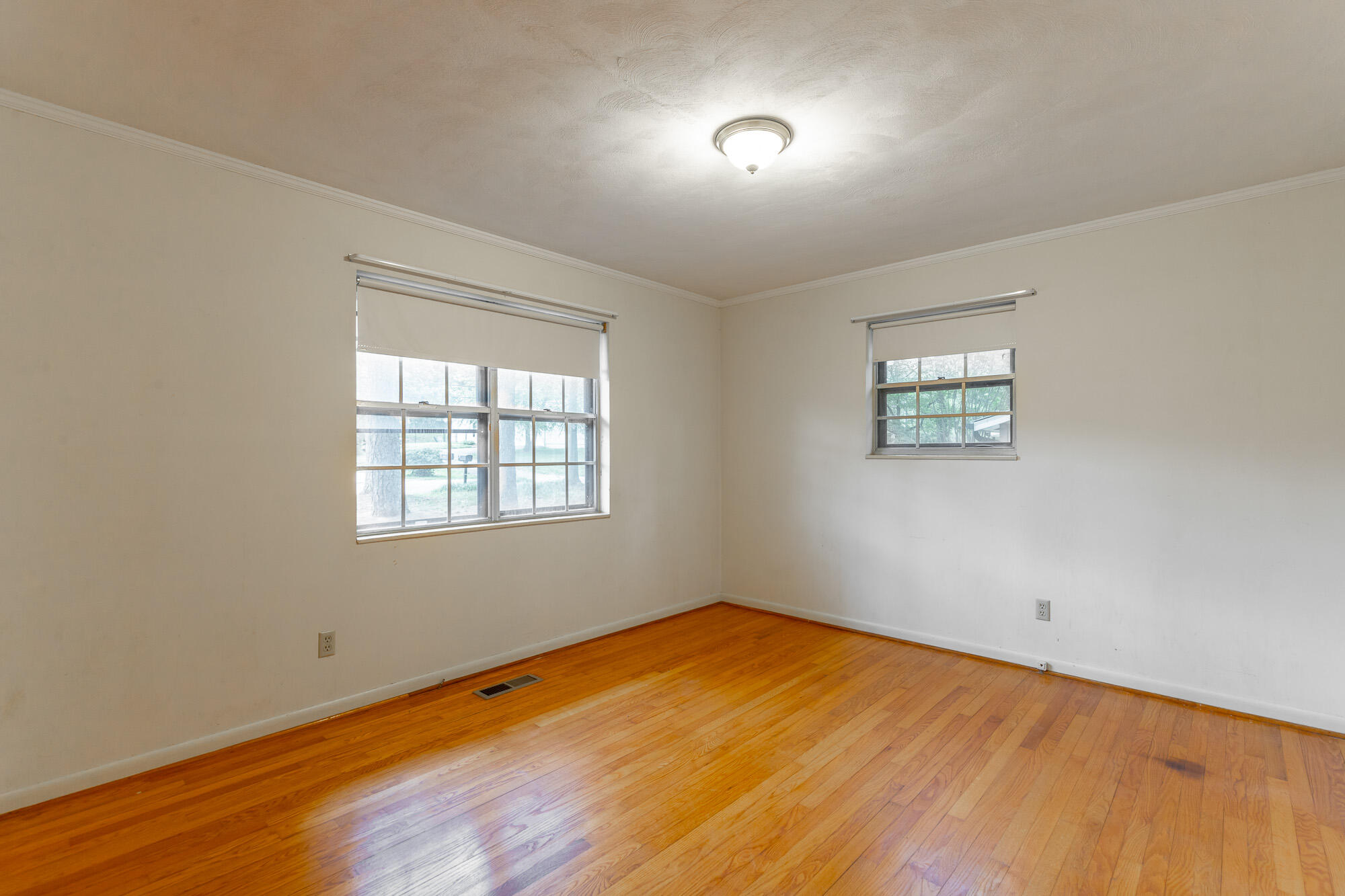445 Mohawk Drive