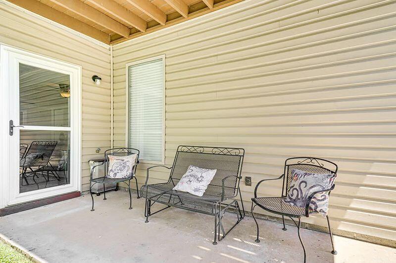 2356 Gale Lane