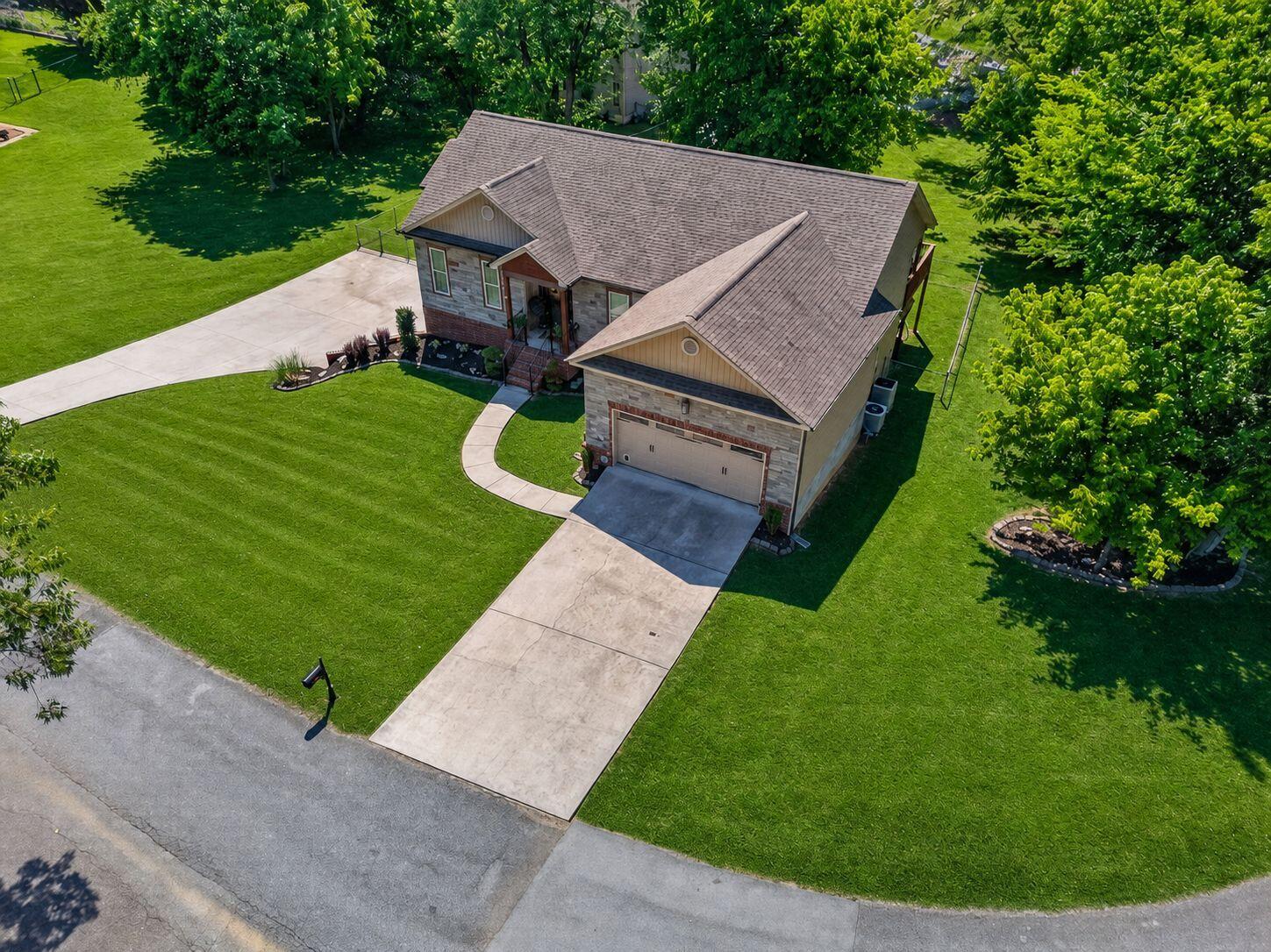 2356 Gale Lane