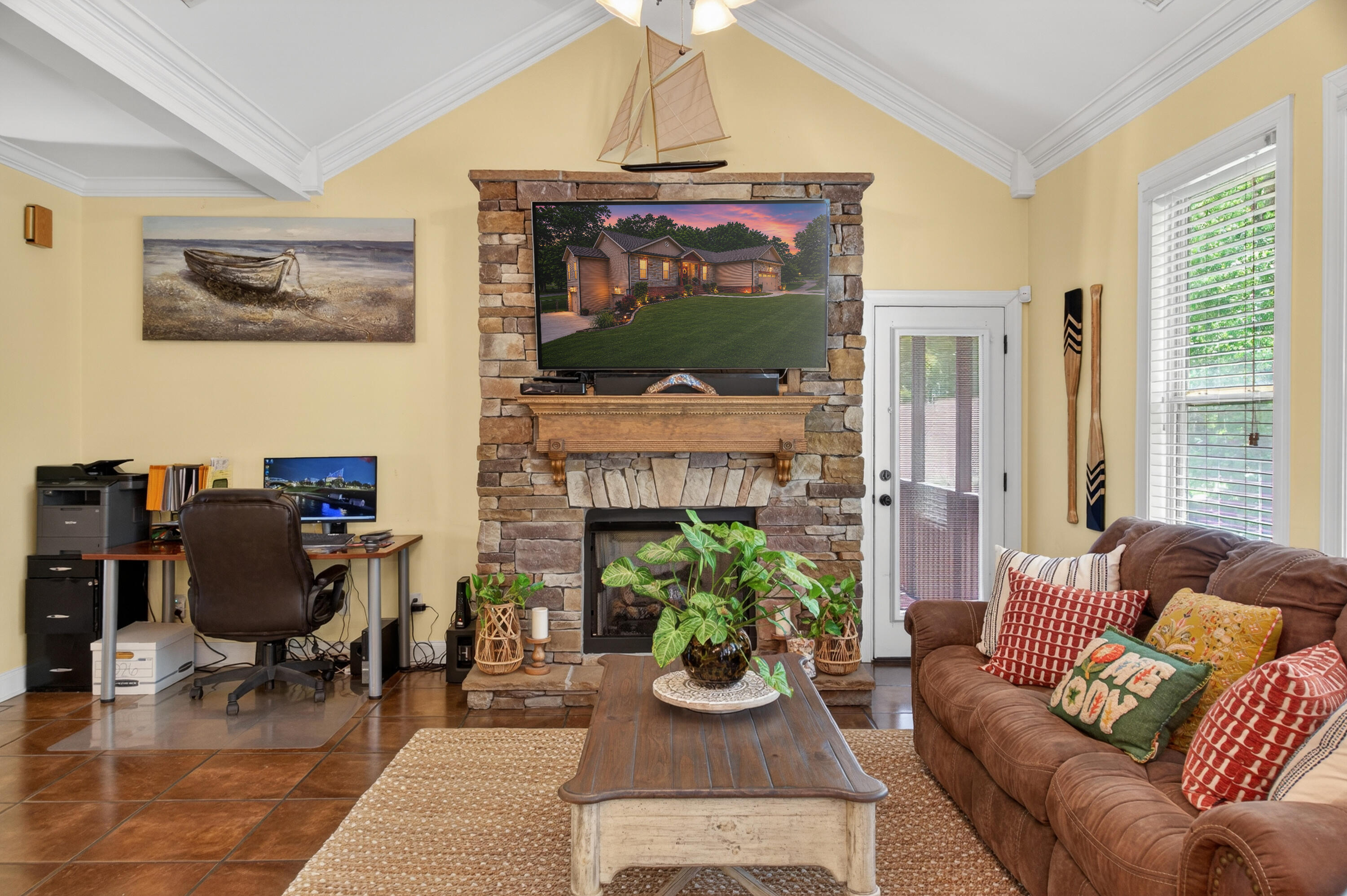2356 Gale Lane
