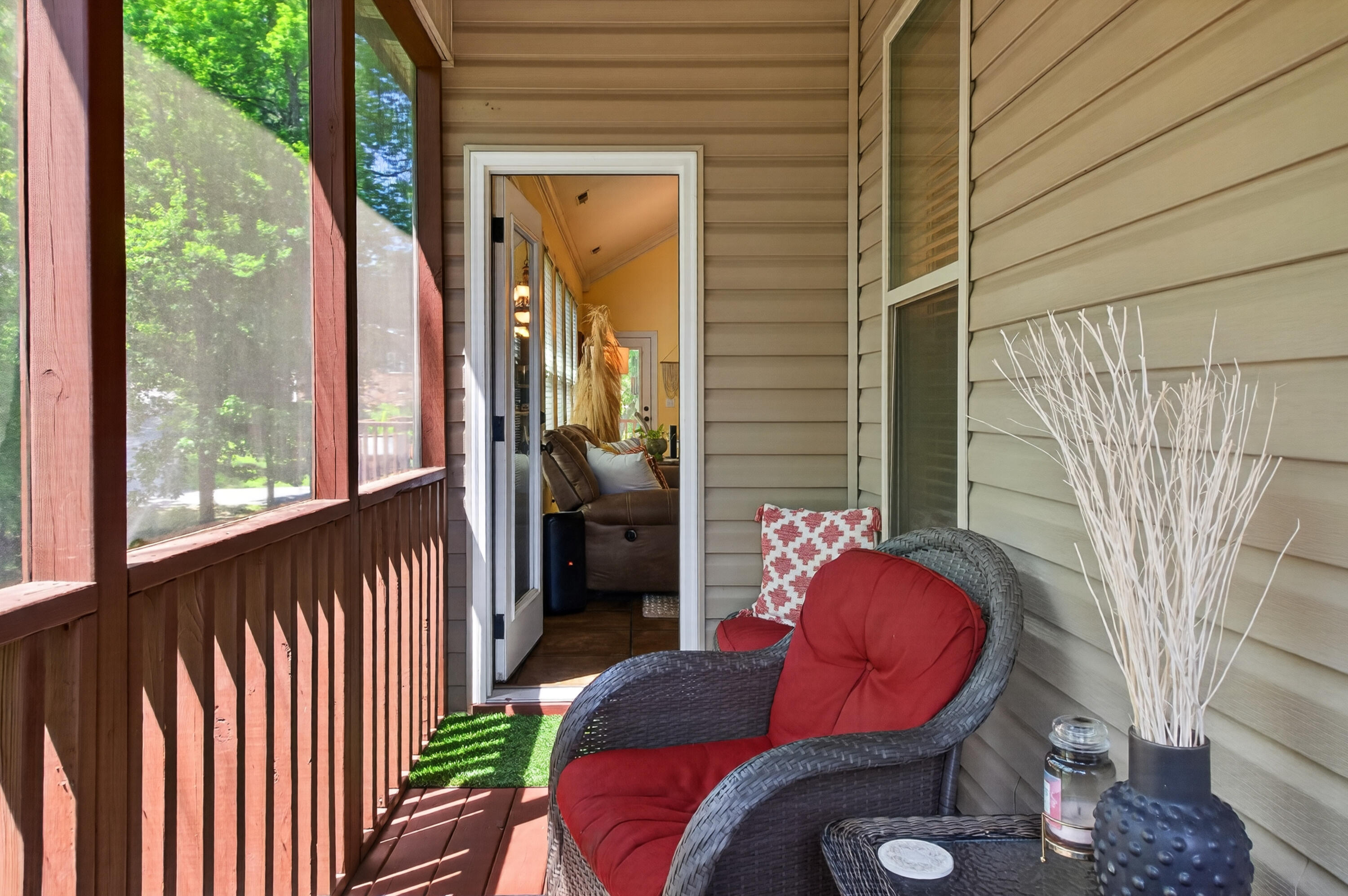 2356 Gale Lane