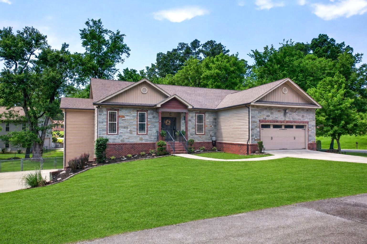 2356 Gale Lane