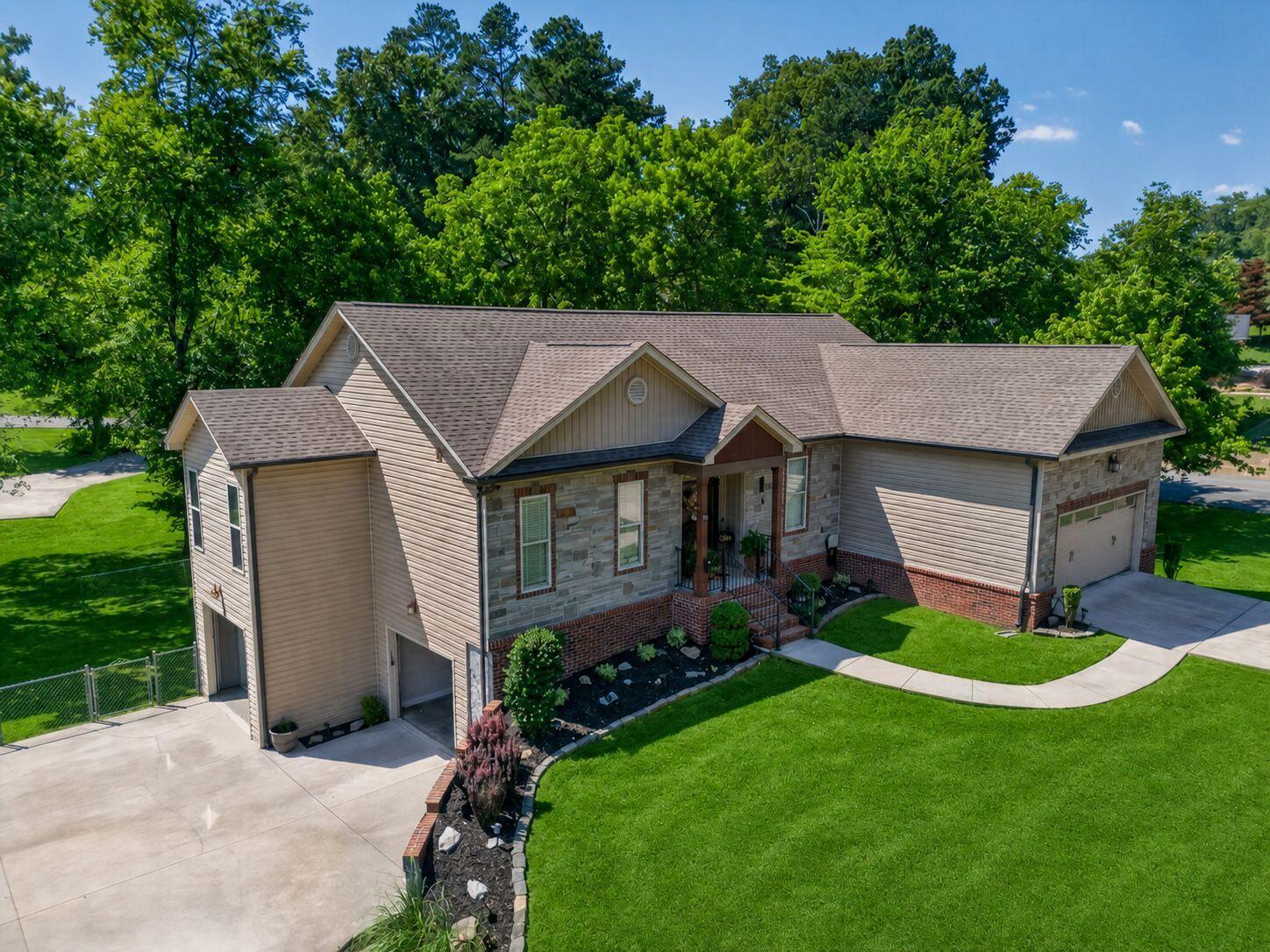 2356 Gale Lane