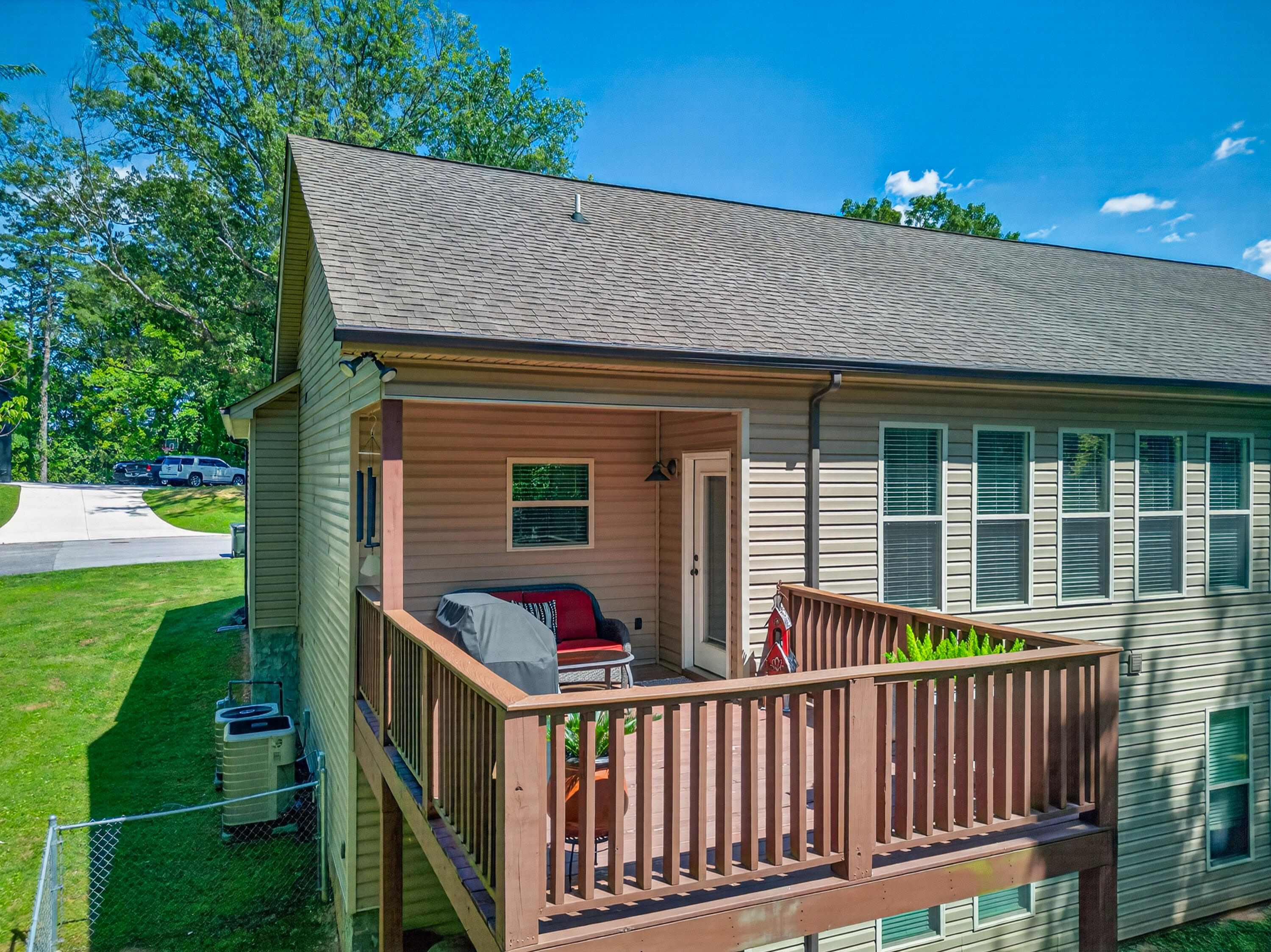 2356 Gale Lane