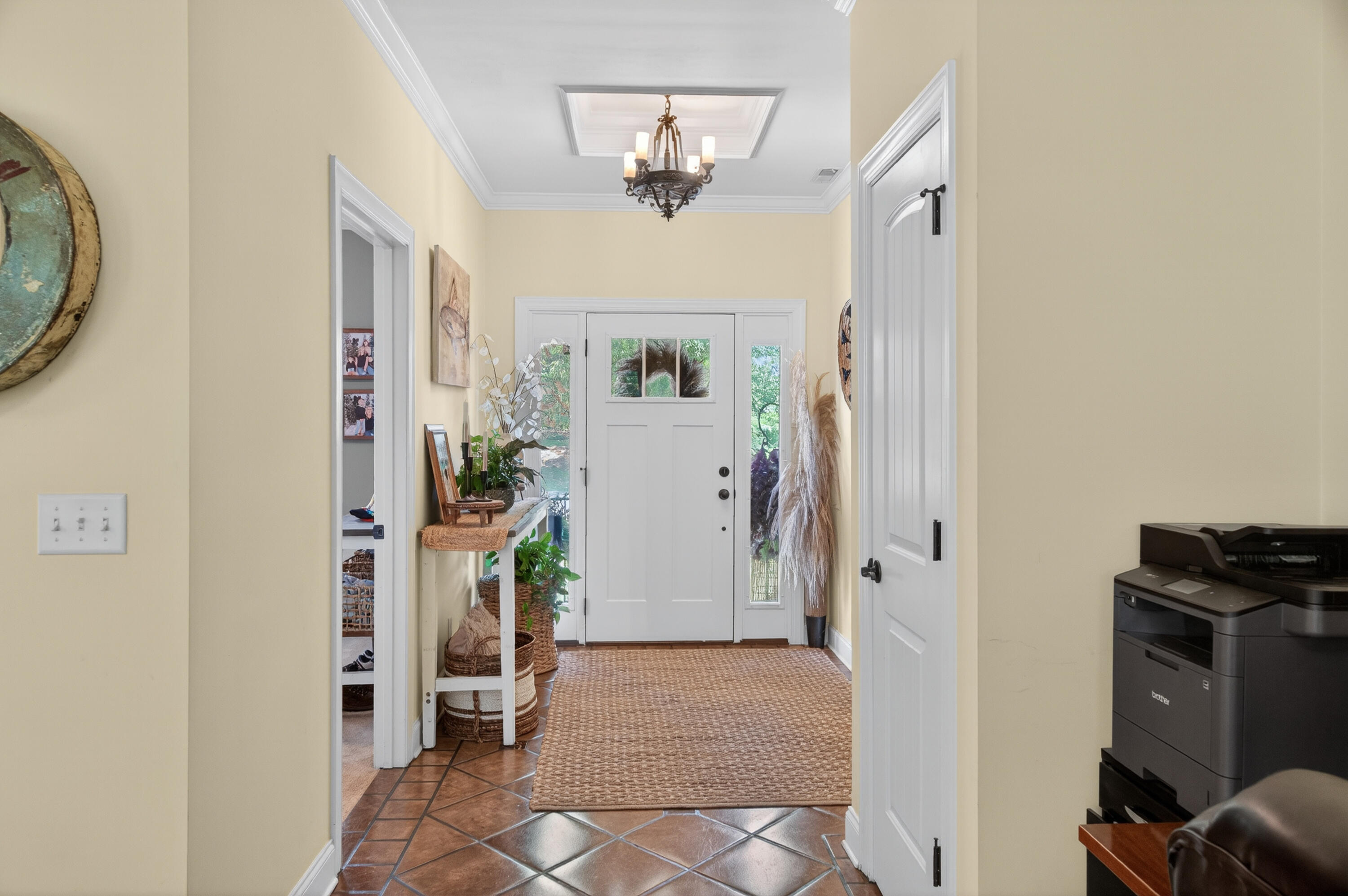 2356 Gale Lane