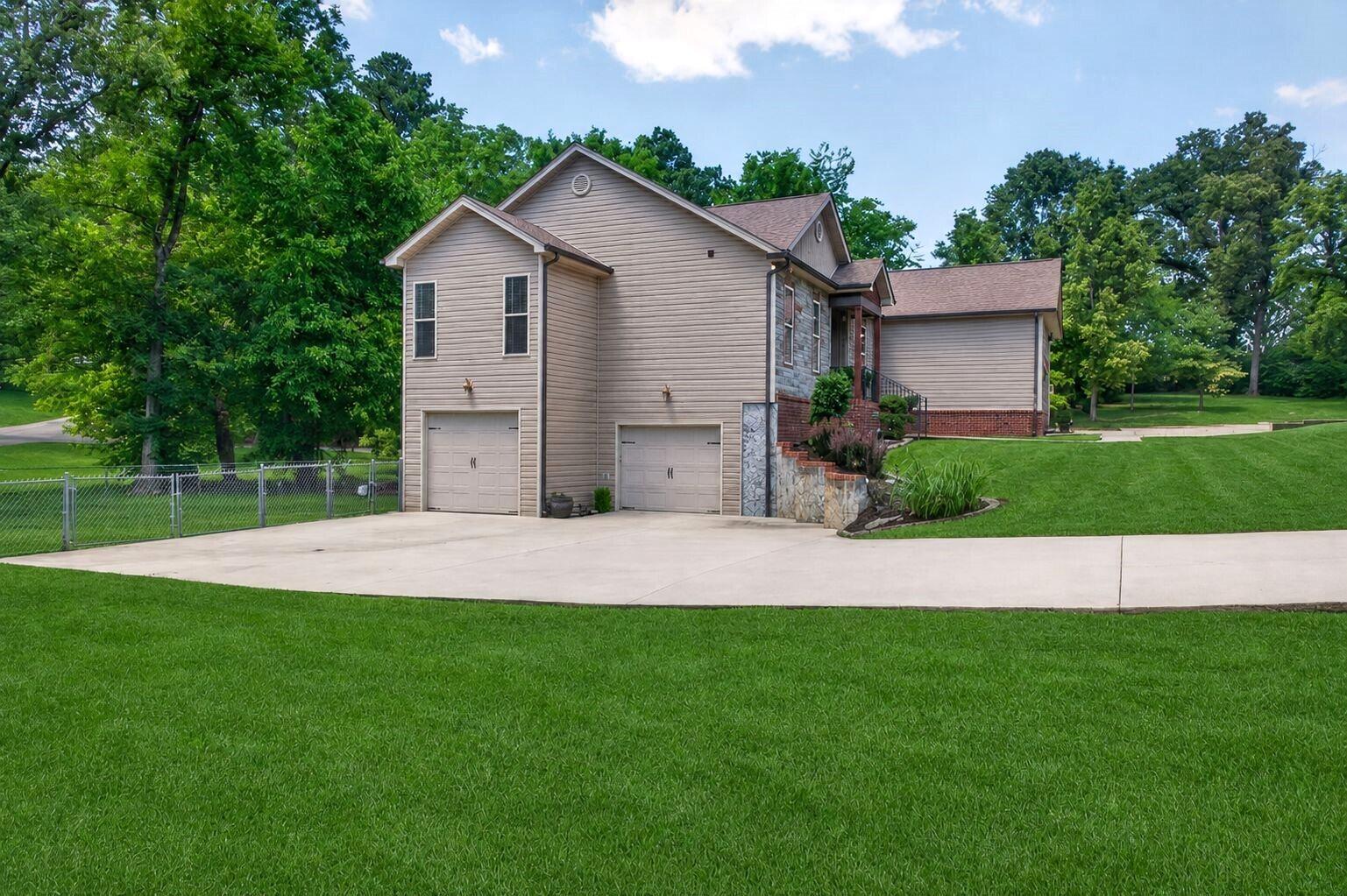2356 Gale Lane