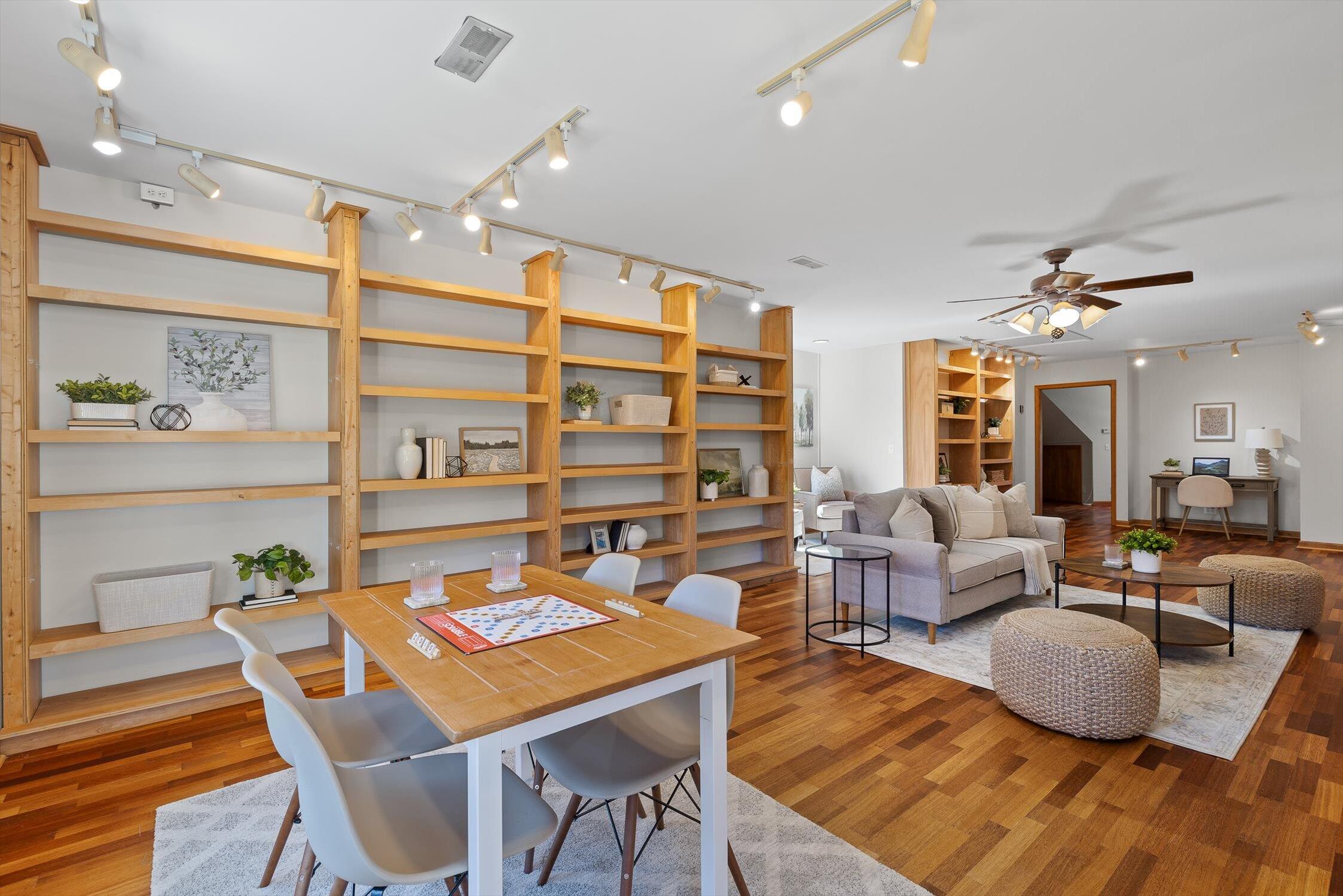 453 Harvest Lane