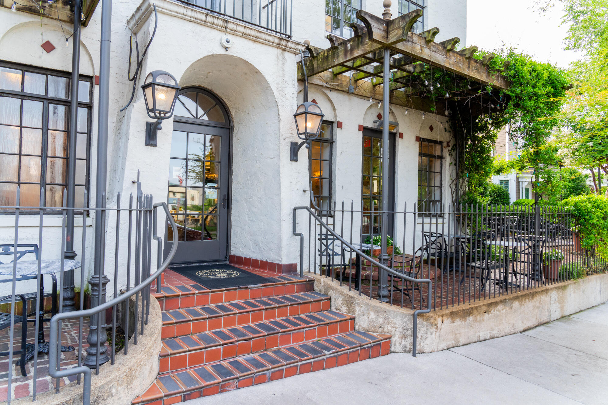 406 High Street
