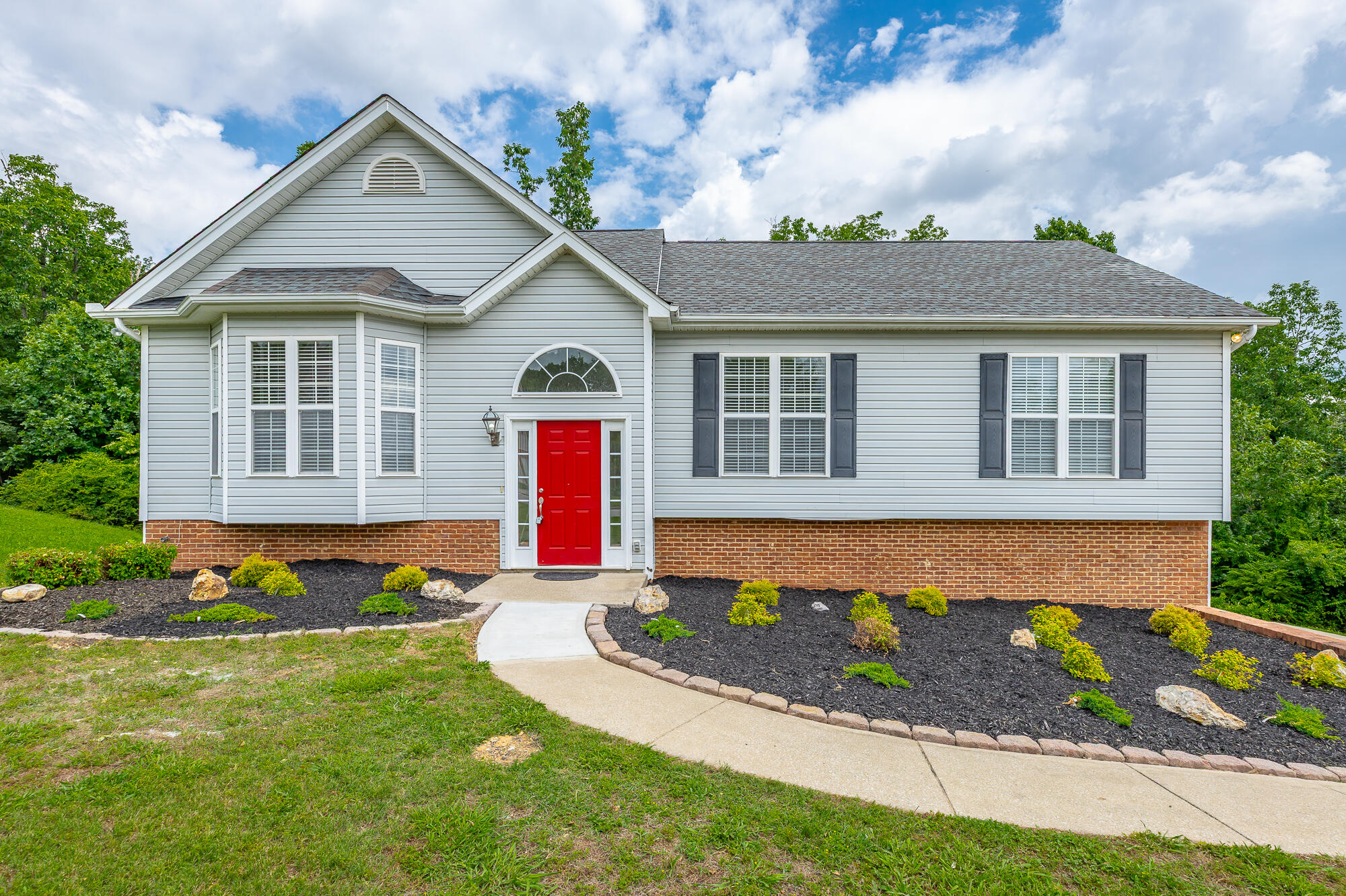 7194 British Road