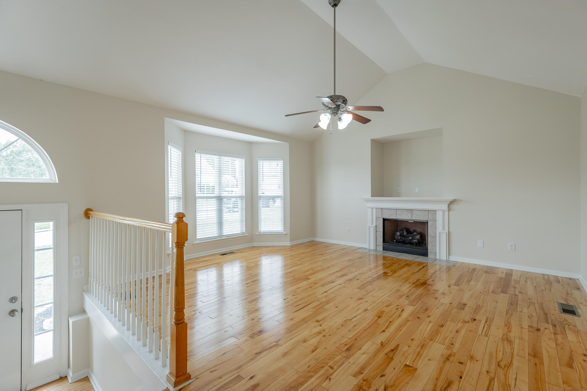 7194 British Road