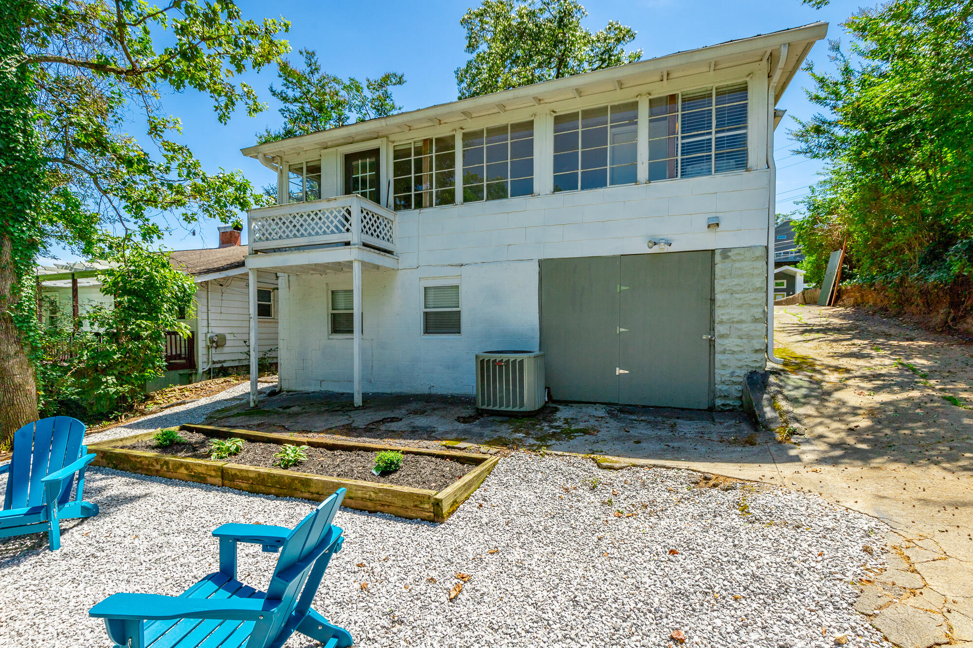 1209 Hanover Street
