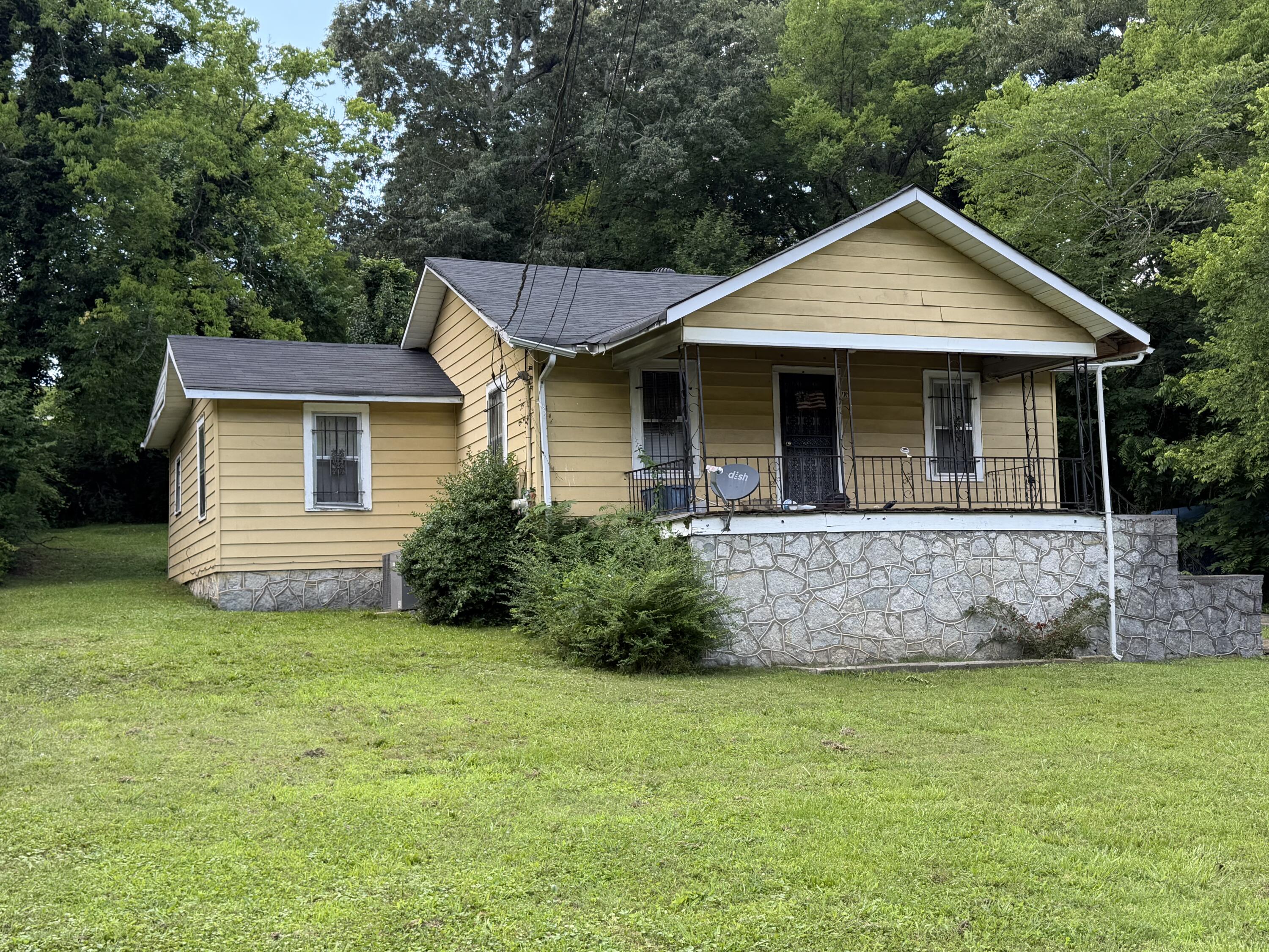 1109 Greenwood Road