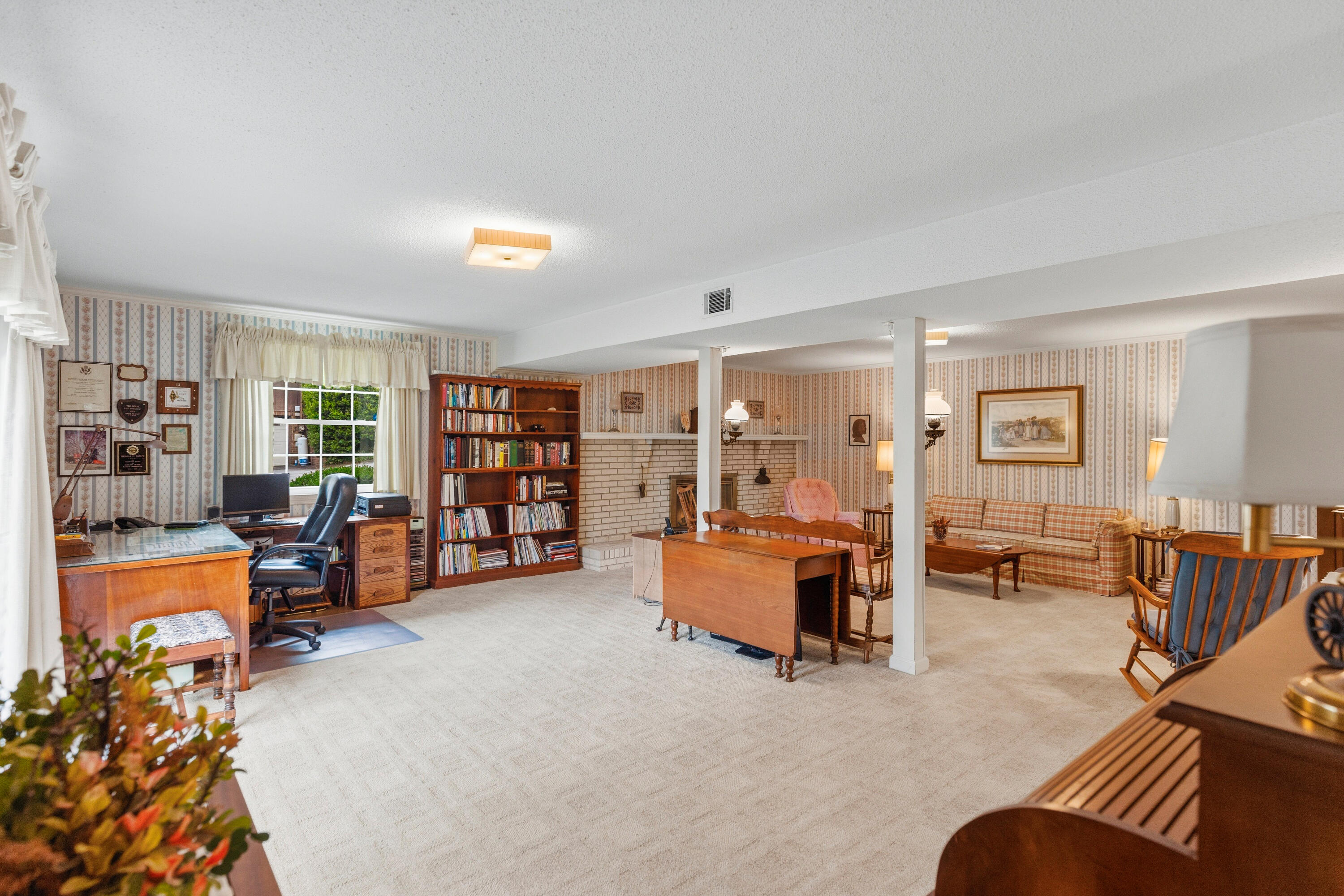 5956 Crestview Drive