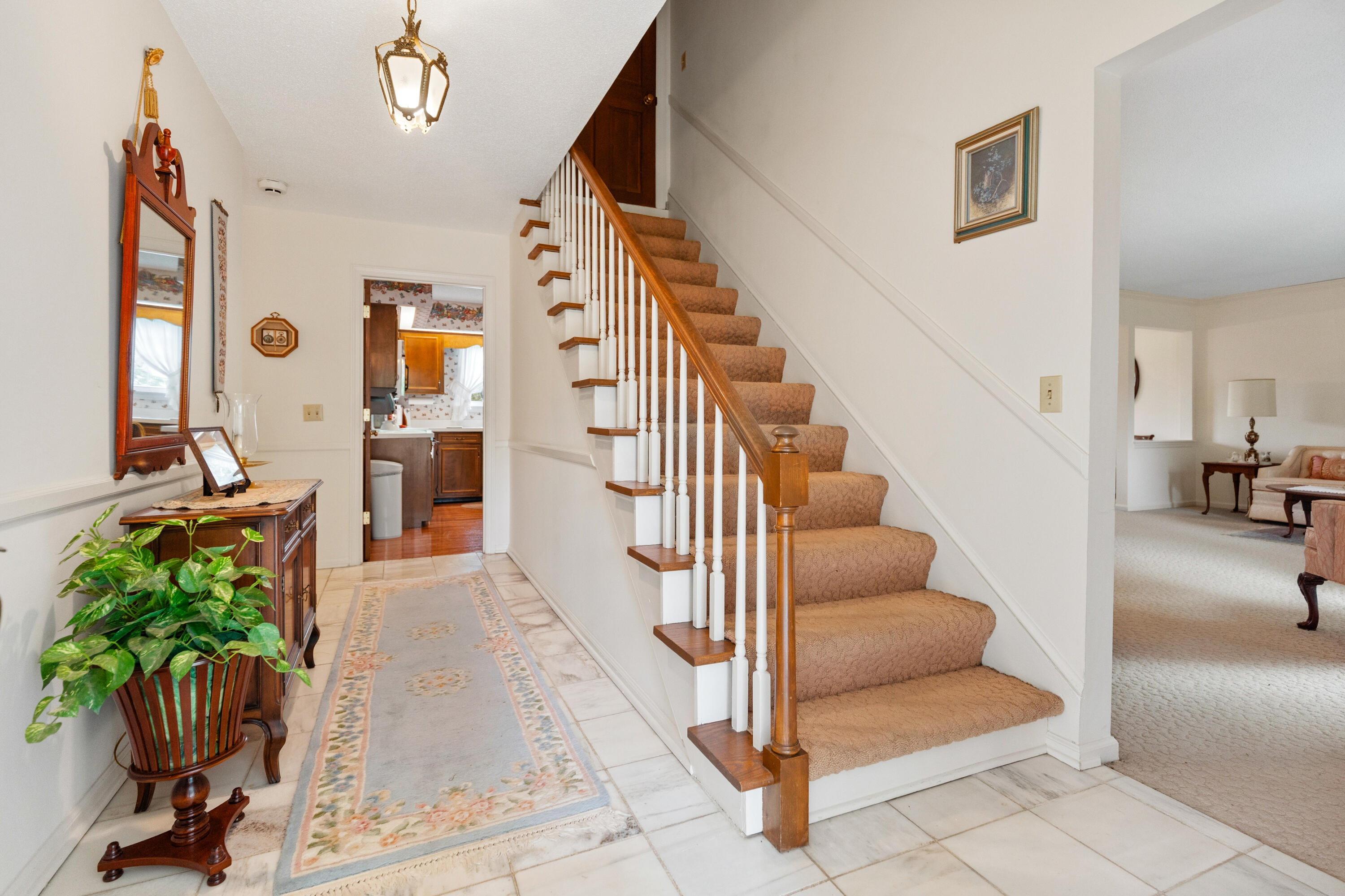 5956 Crestview Drive