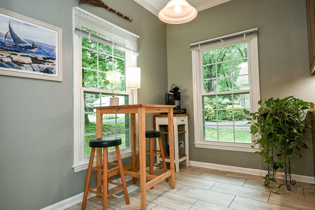 3102 Parkwood Trail NW