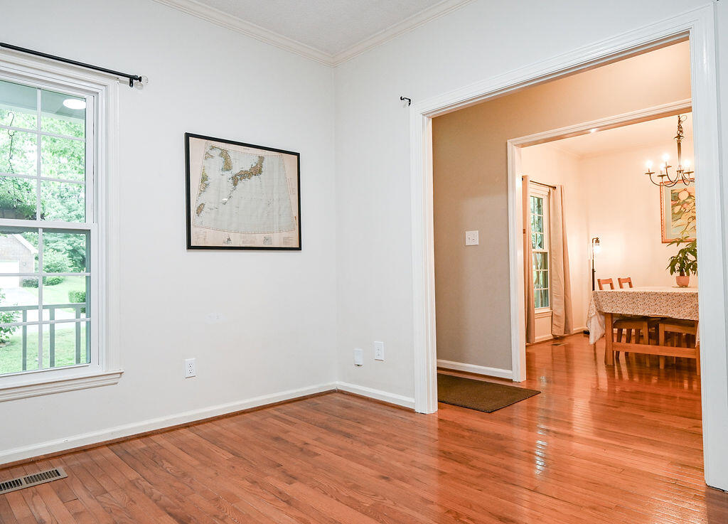 3102 Parkwood Trail NW