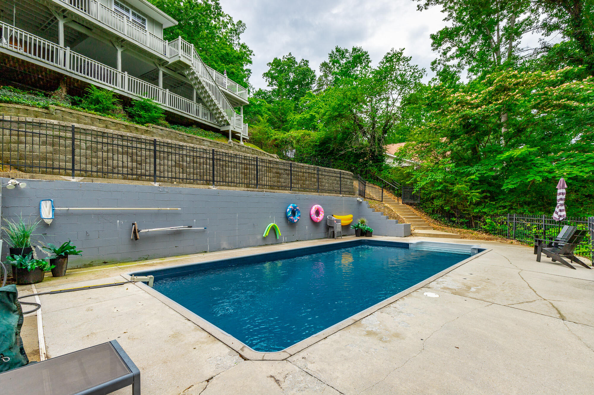 1043 Clift Cave Drive