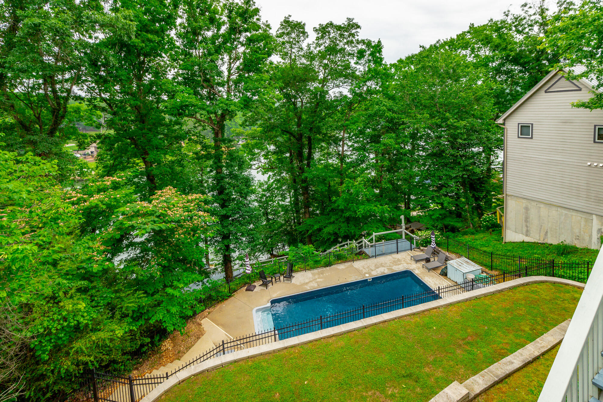 1043 Clift Cave Drive