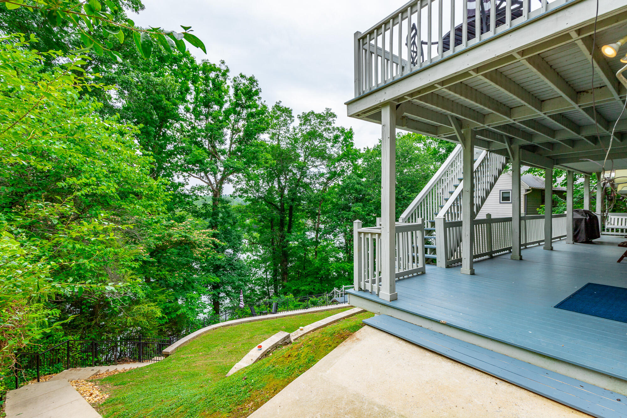 1043 Clift Cave Drive
