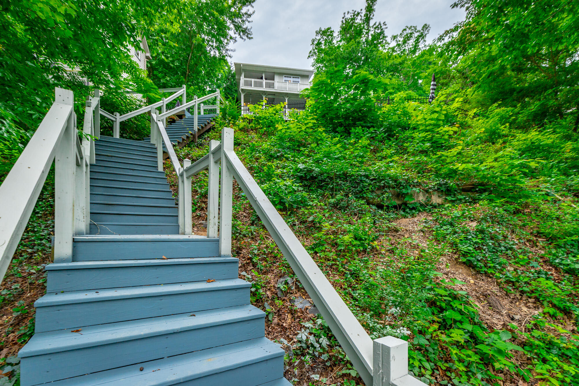 1043 Clift Cave Drive