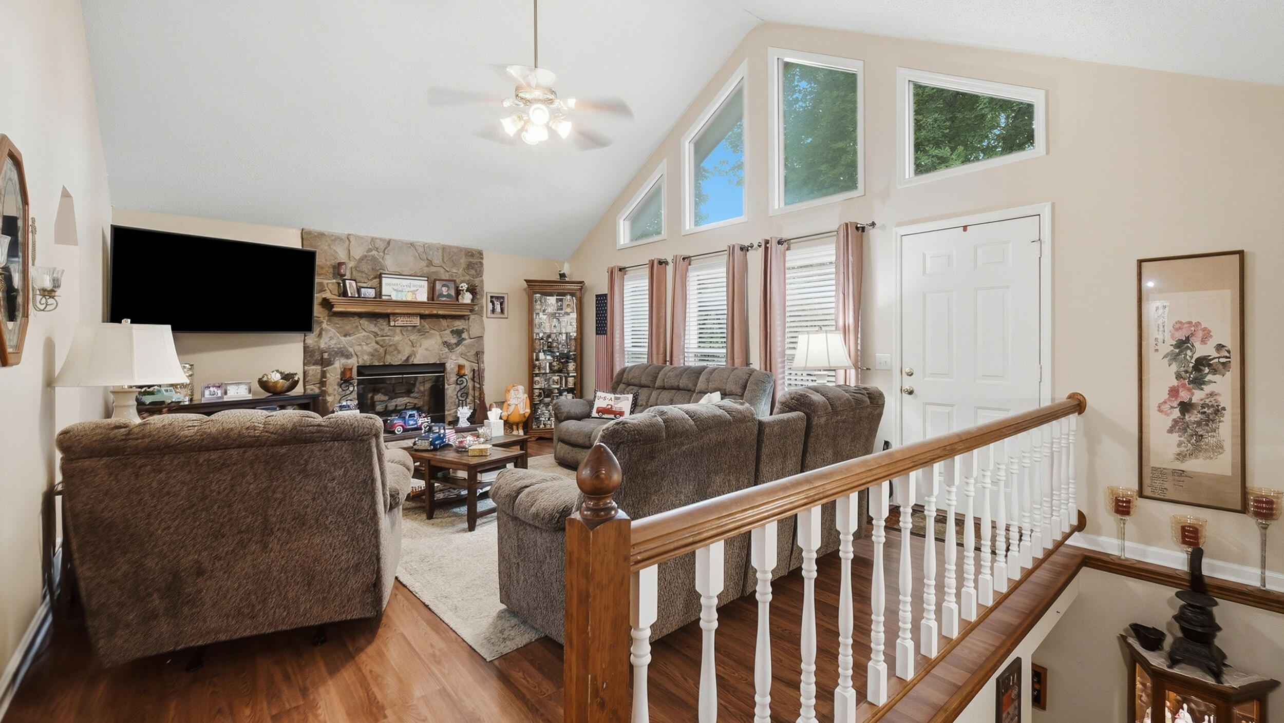 7048 Pinebrook Drive