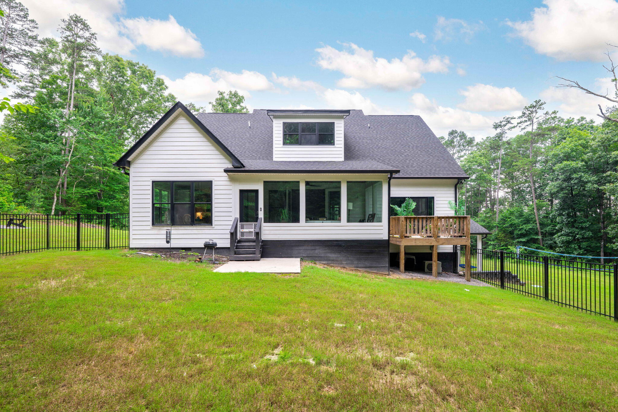 3057 Burning Bush Road