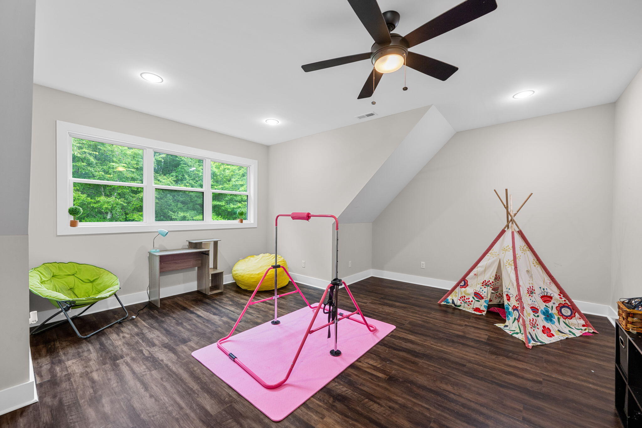 3057 Burning Bush Road
