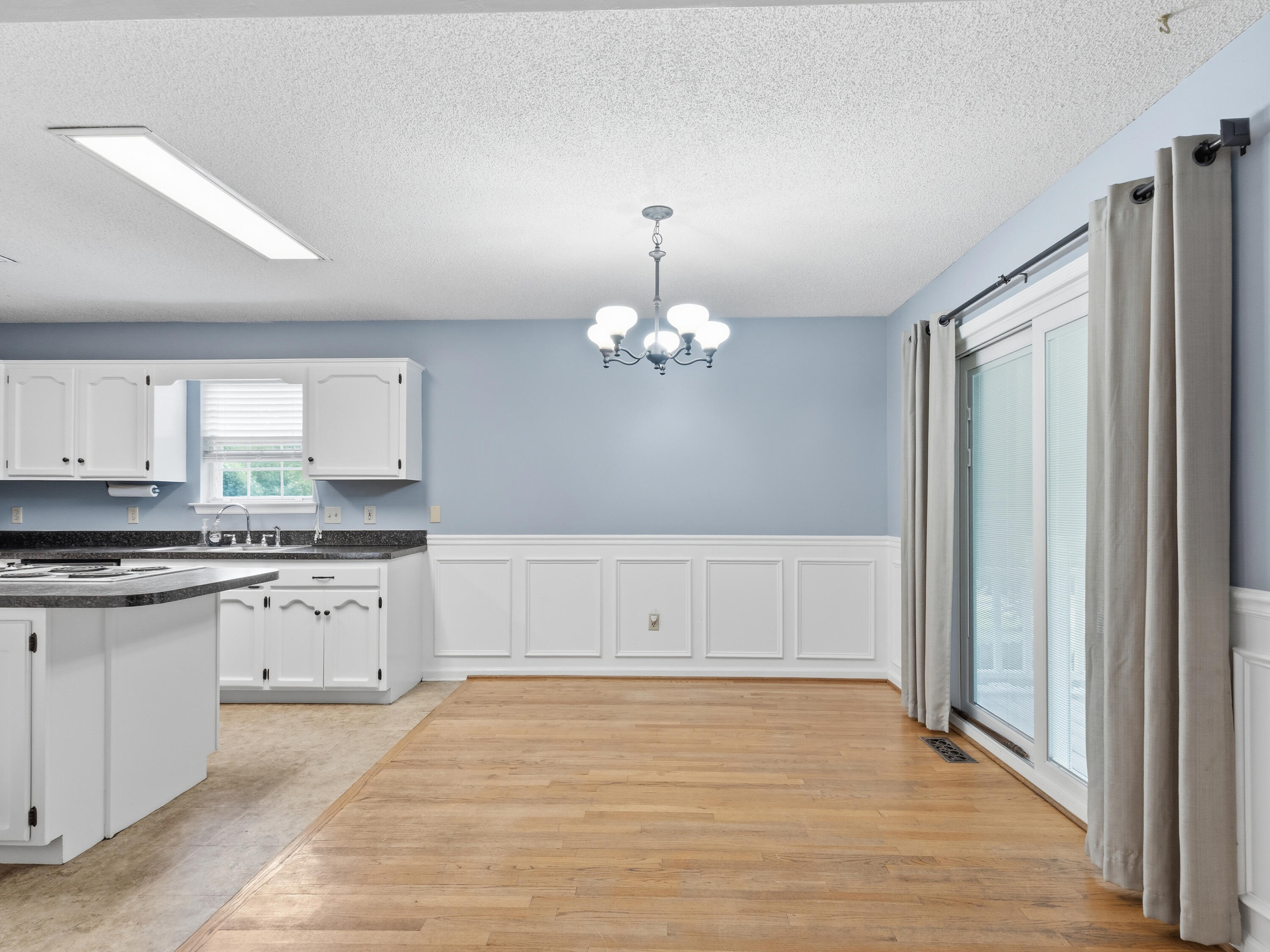 9002 Quail Run Drive