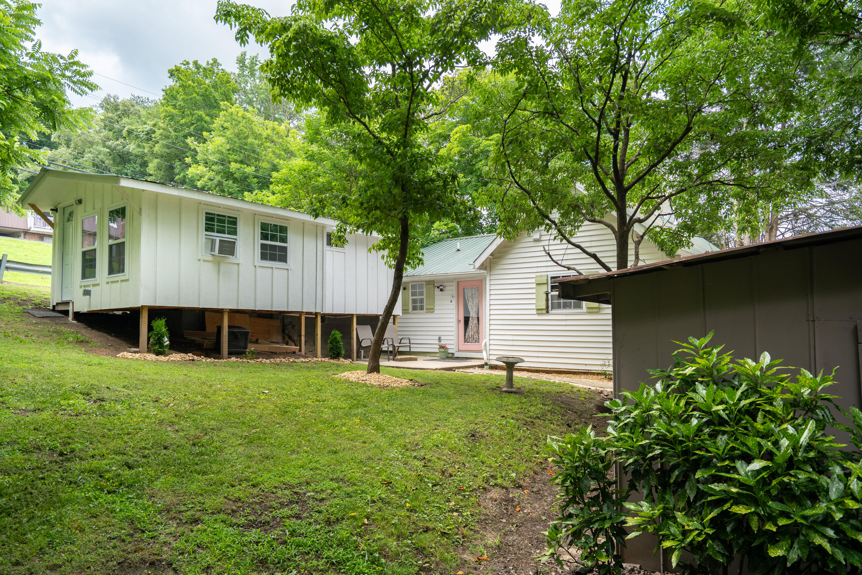 1529 Main Street