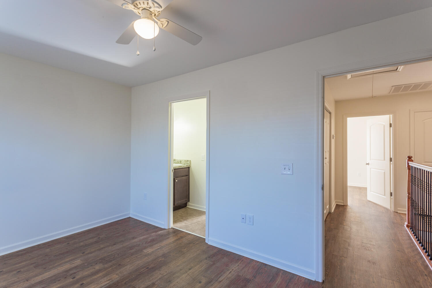 272 Trunk Street NE, 272