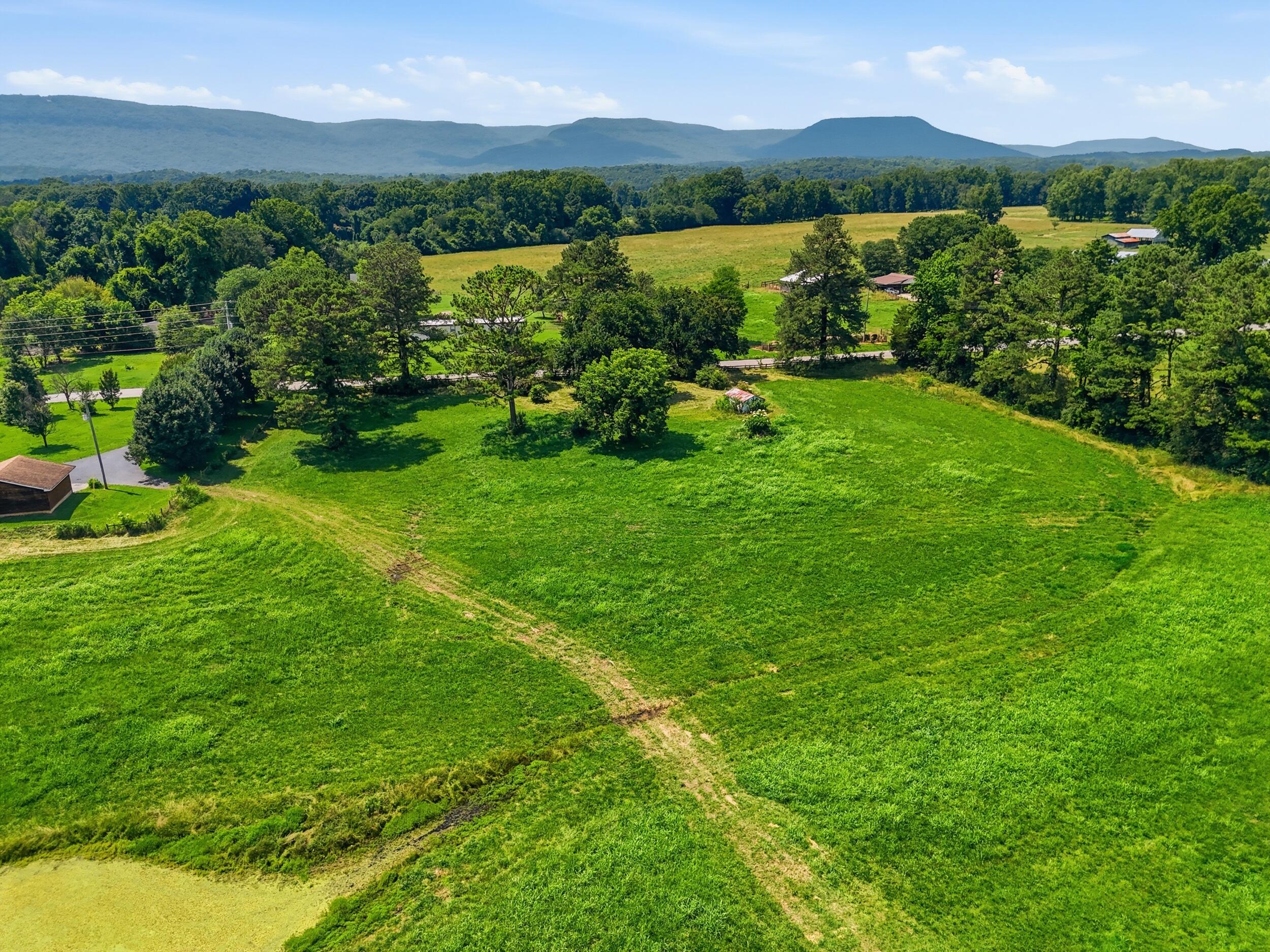 2879 E Broomtown Road, LaFayette
