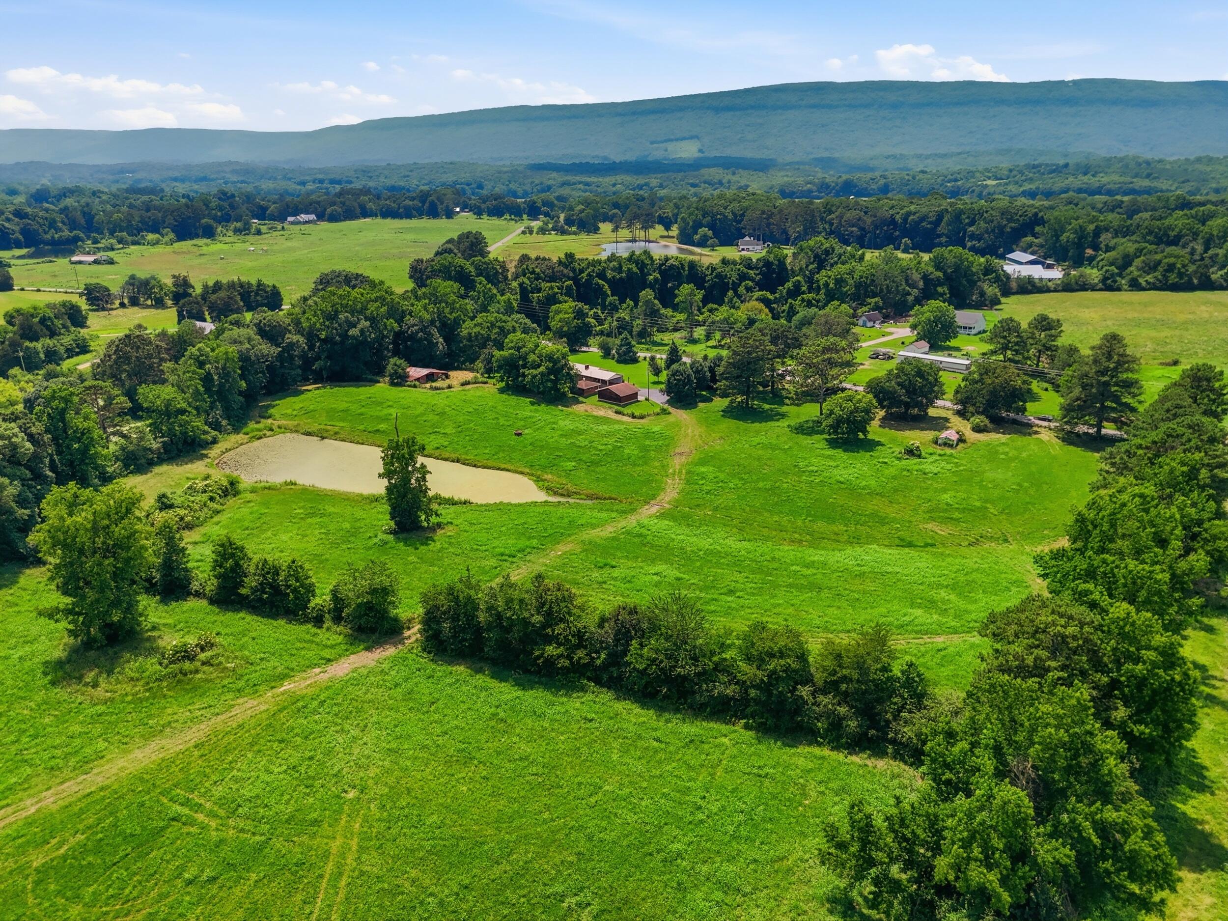 2879 E Broomtown Road, LaFayette