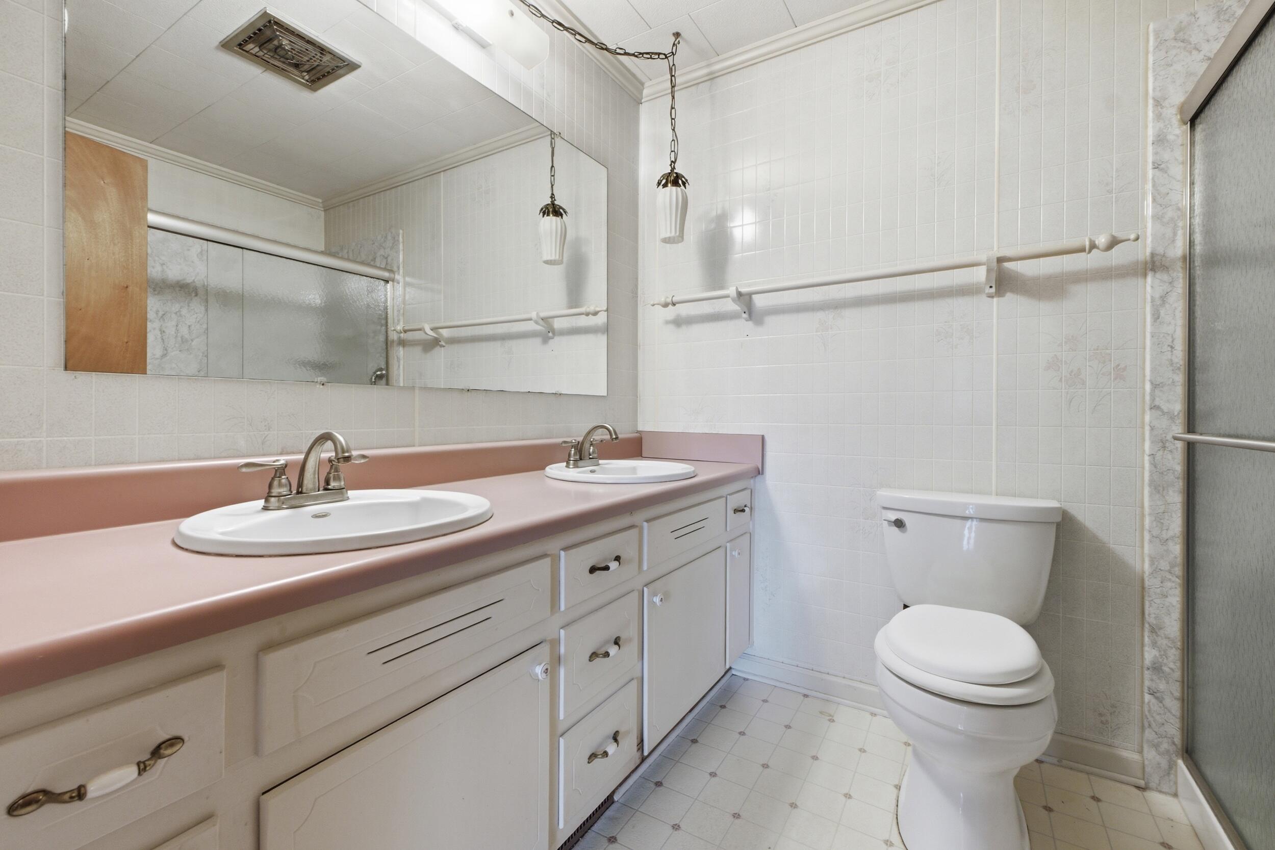 2879 E Broomtown Road, LaFayette