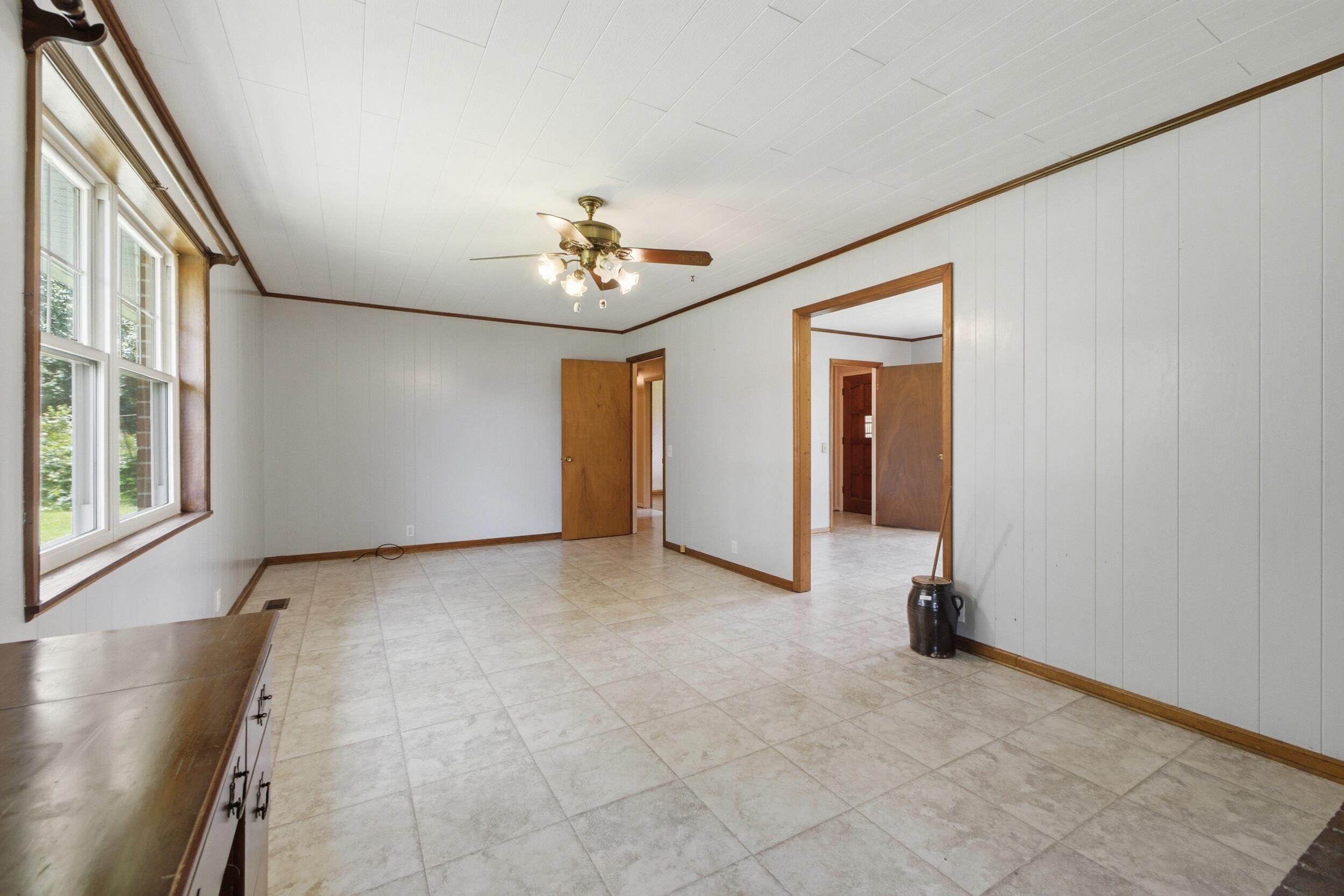 2879 E Broomtown Road, LaFayette